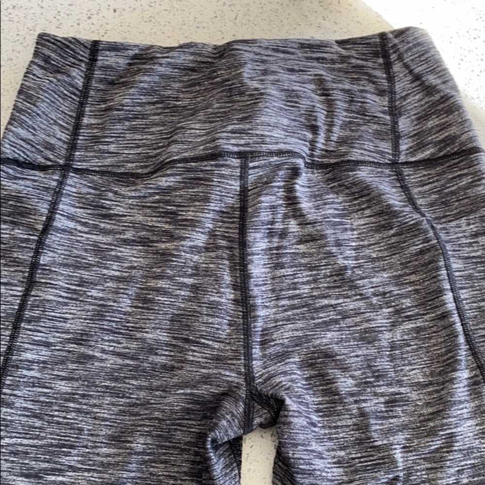 VS Knockout Capris